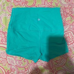 Lululemon Boogie Short - size 4